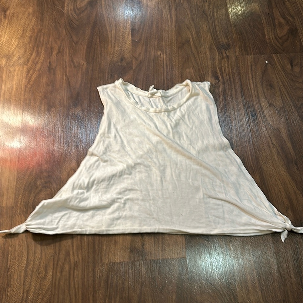 White forever 21 shirt with side cut outs size medium